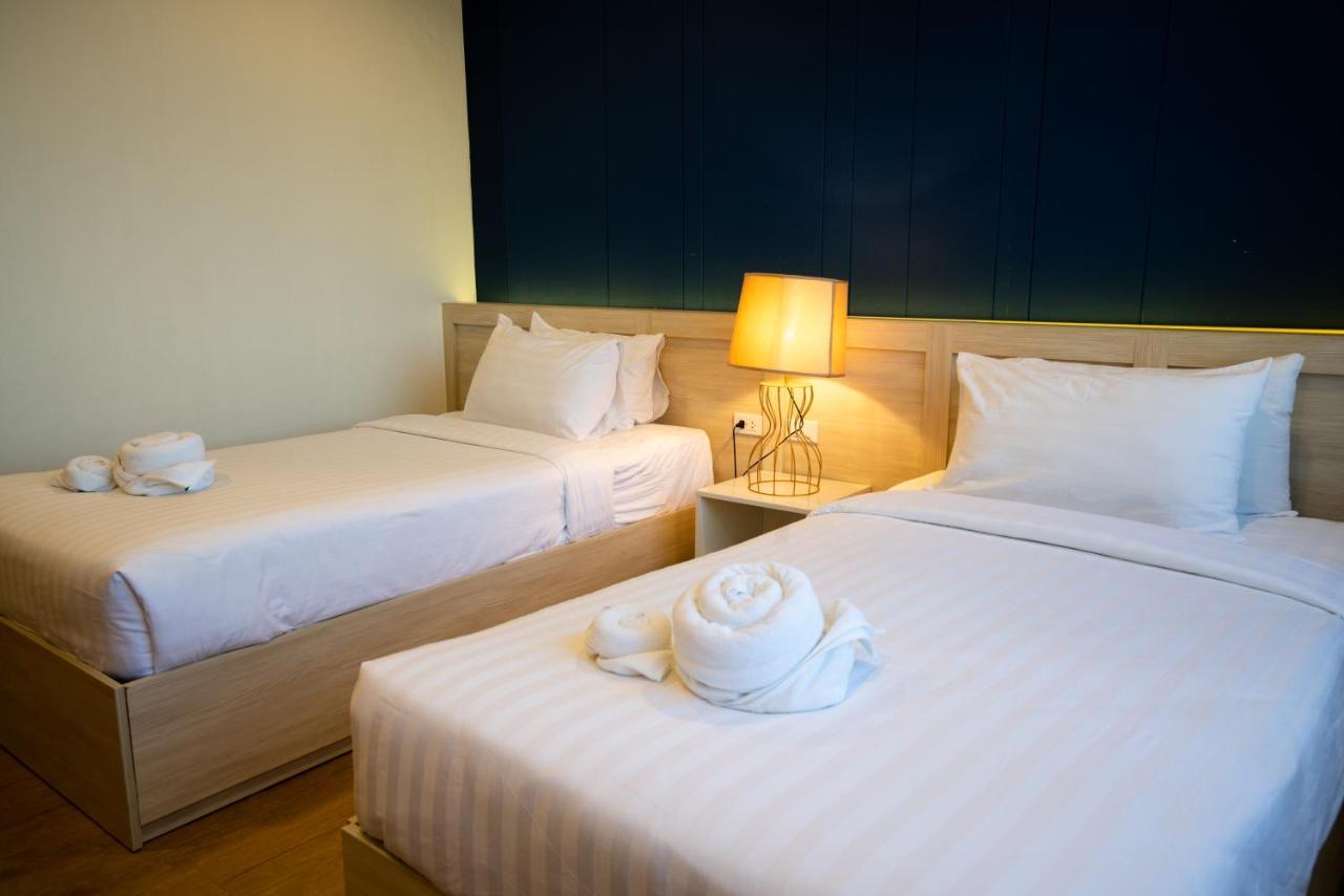Phrae Nakara Hotel Екстер'єр фото